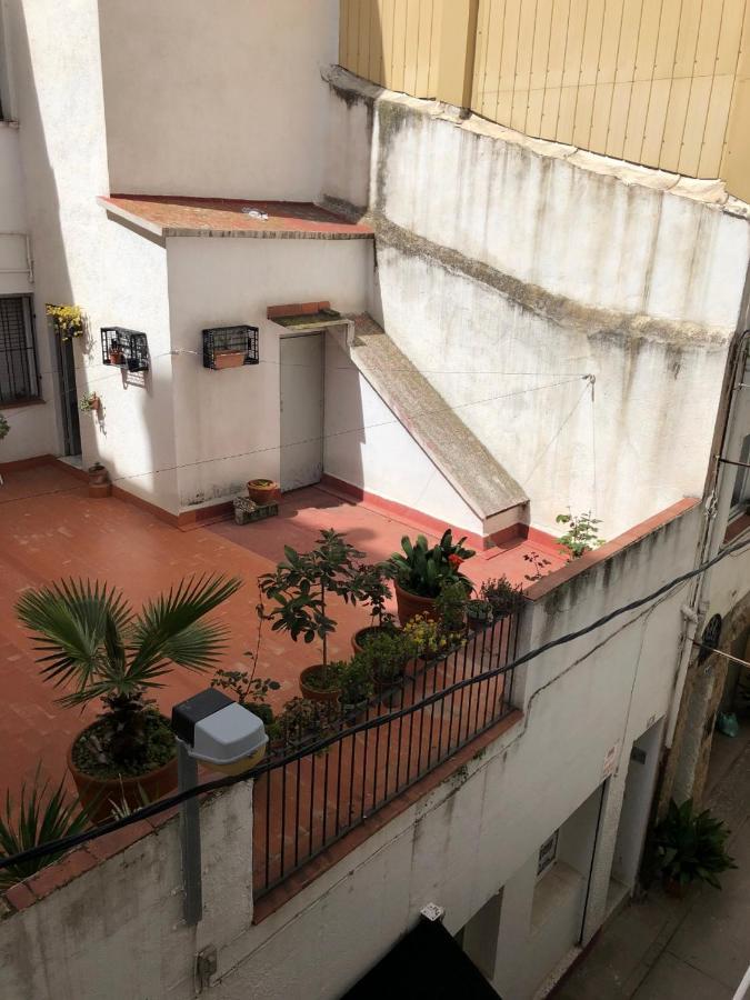2 Bedroom Large Modern Apartment In Blanes Old Town 50M From The Beach! Bagian luar foto