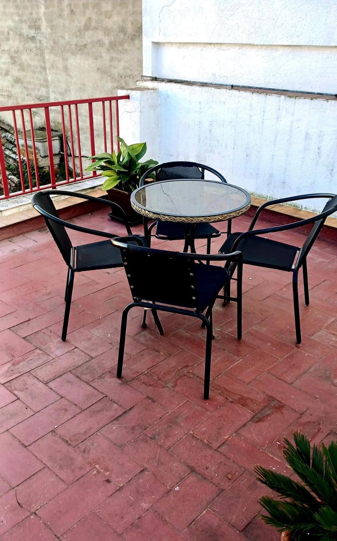2 Bedroom Large Modern Apartment In Blanes Old Town 50M From The Beach! Bagian luar foto
